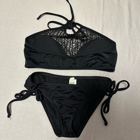 Bikini Set - Picture 4 of 4